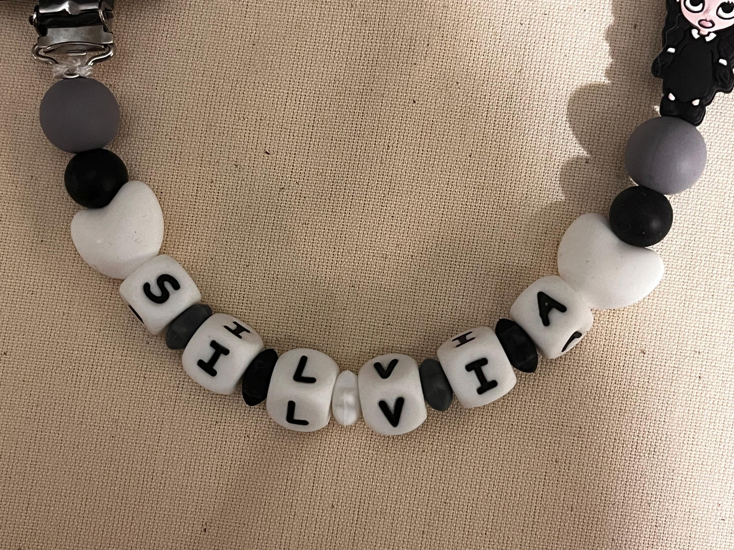 Catenella Portaciuccio con Marcoledi -Famiglia Addams- personalizzata con Nome