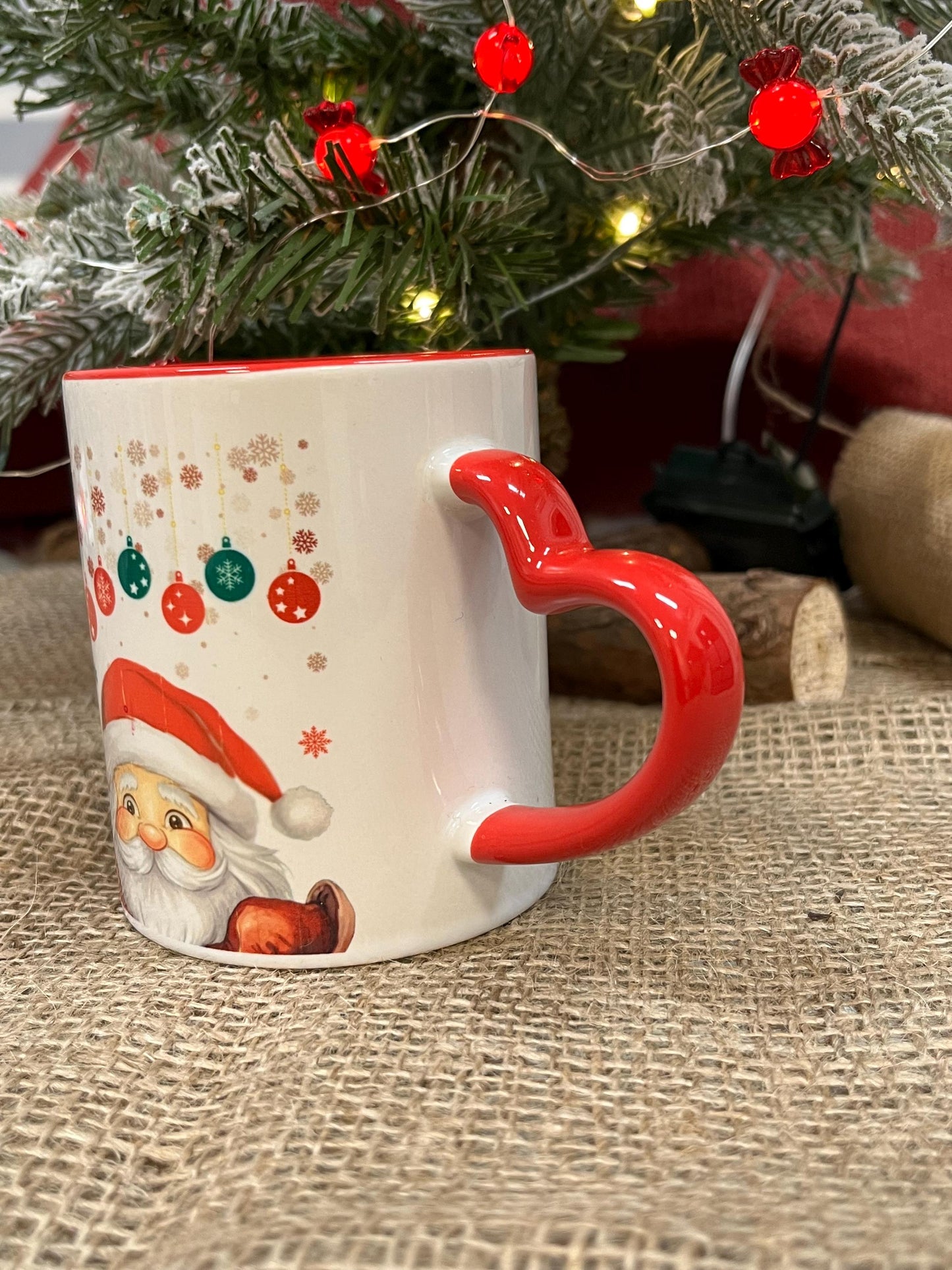 Tazza in ceramica Natalizia con Manico a Cuore