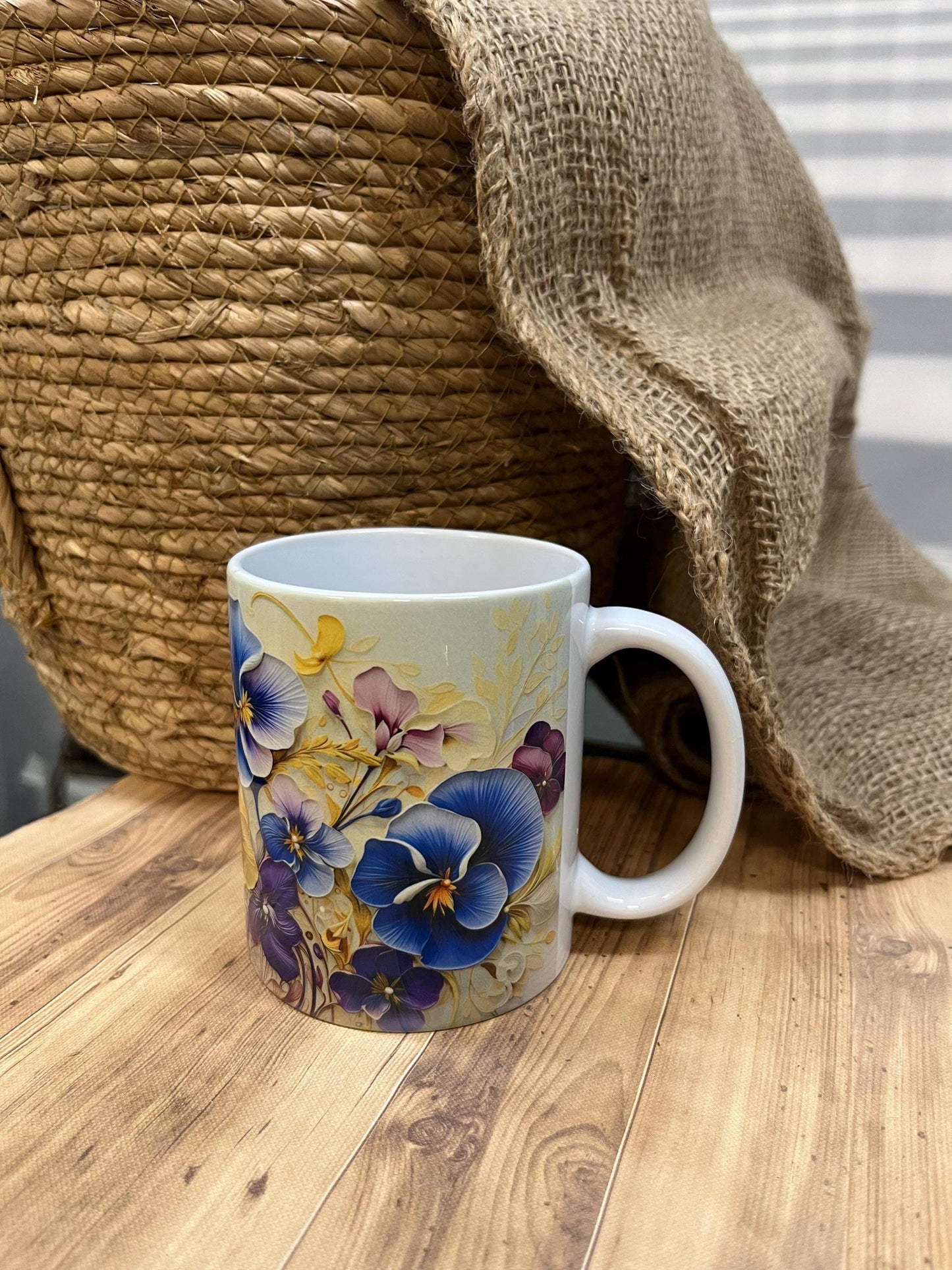 Tazza -Mug in ceramica con Violetta sublimata in 3D