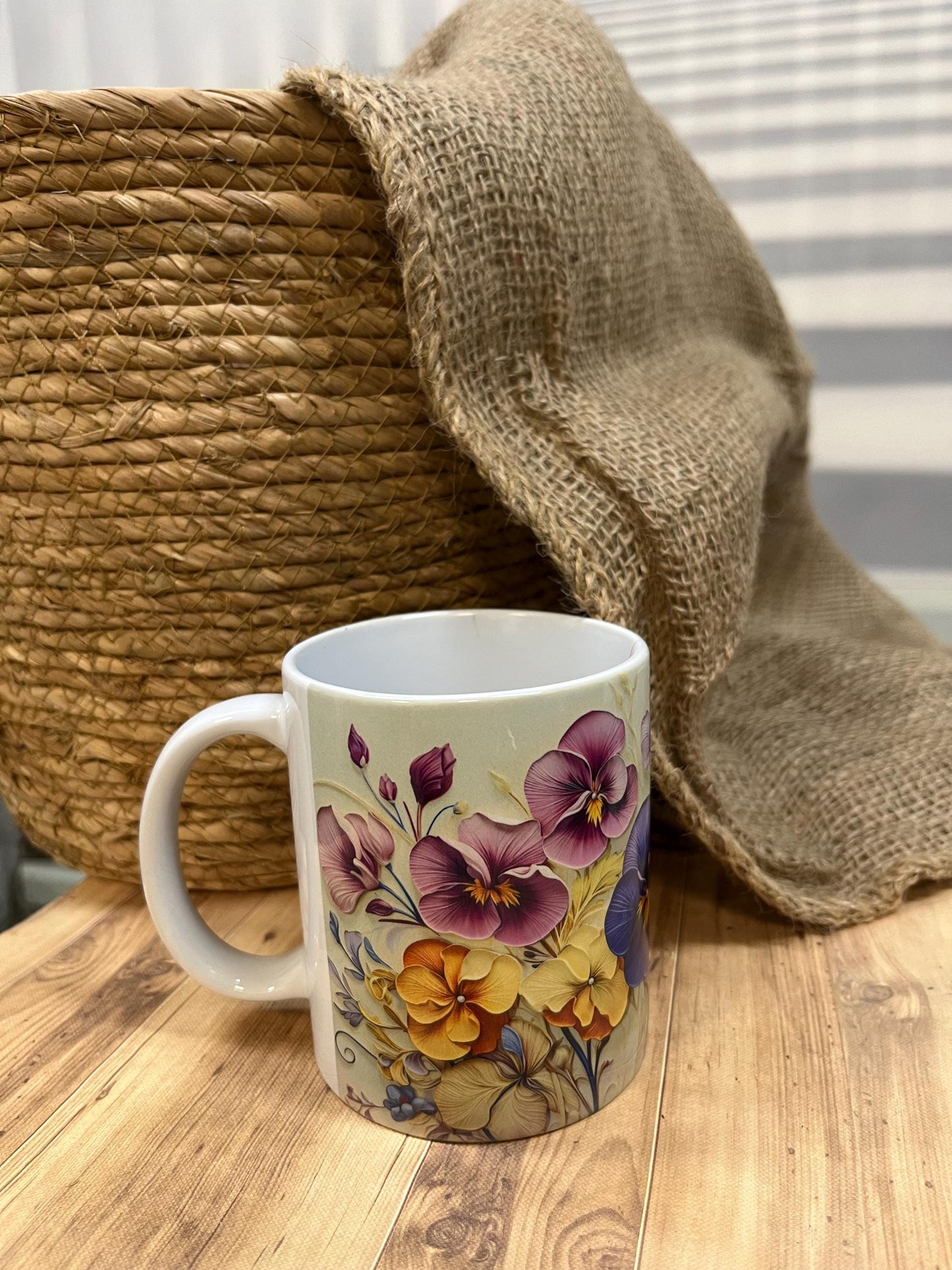 Tazza -Mug in ceramica con Violetta sublimata in 3D