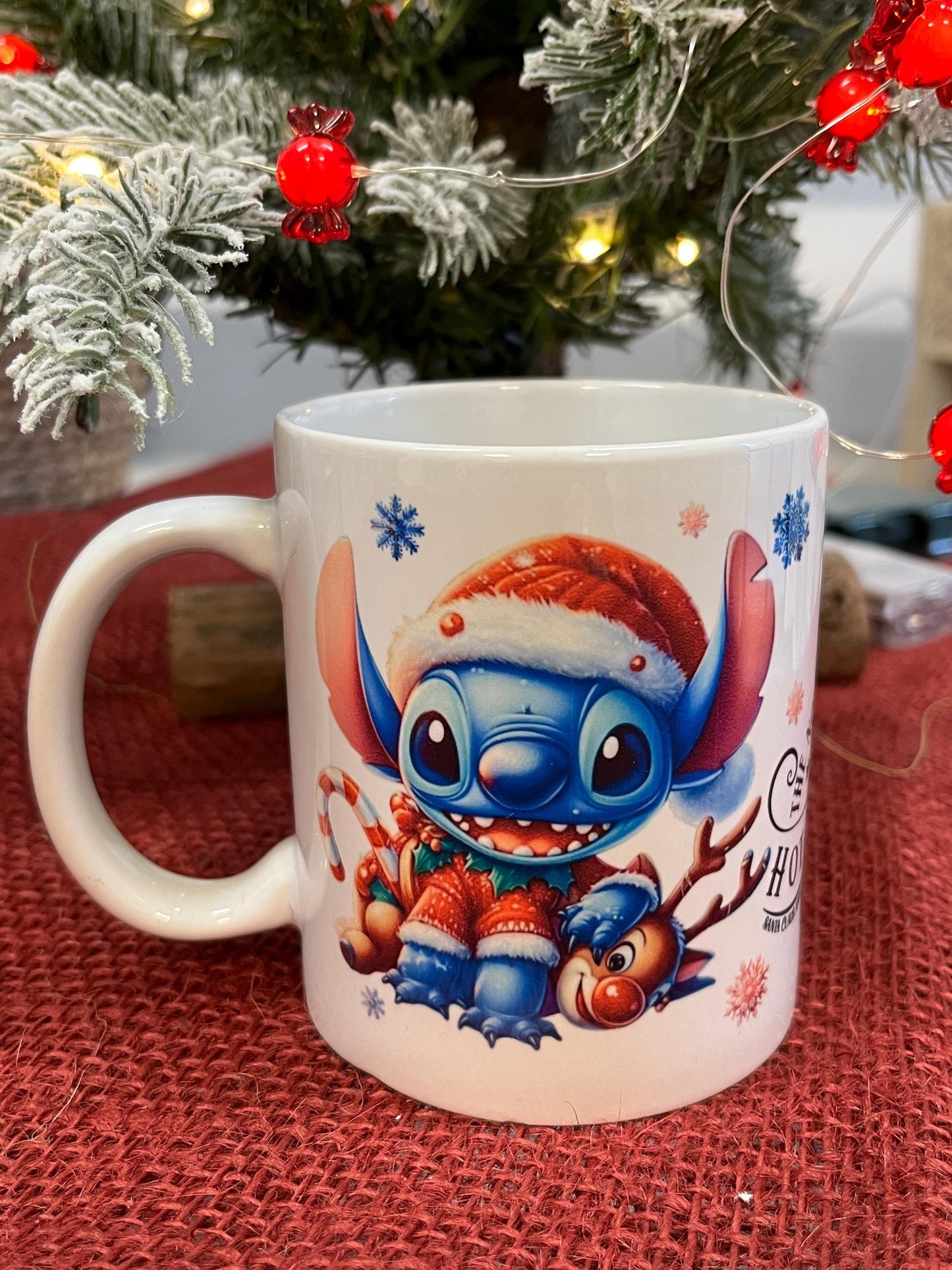 Tazza in ceramica -Stitch Natalizio