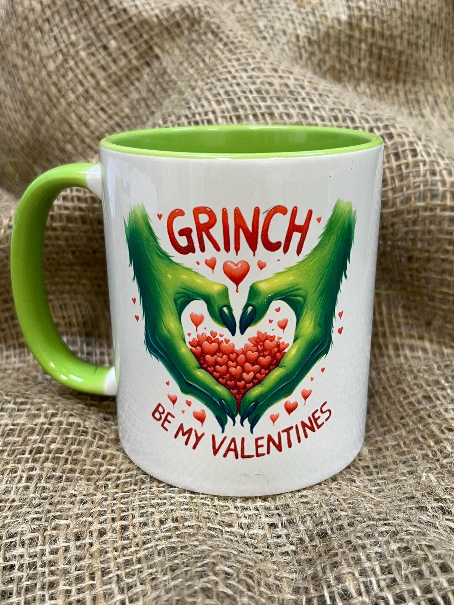 Tazza -Mug in ceramica Grinch Cupido  con Fronte e Retro stampati-San Valentino Grinch innamorato