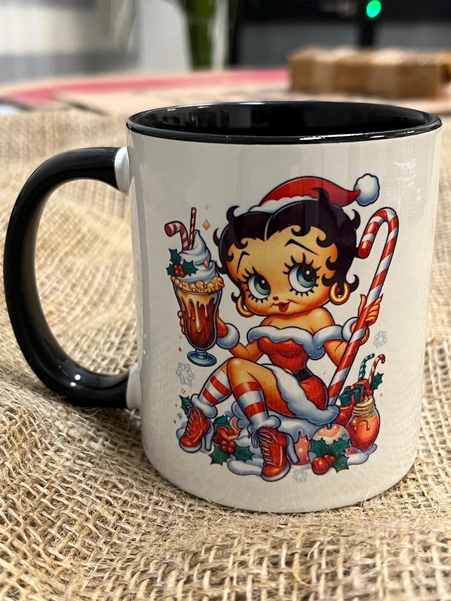 Tazza in ceramica -Betty Boop Natalizia