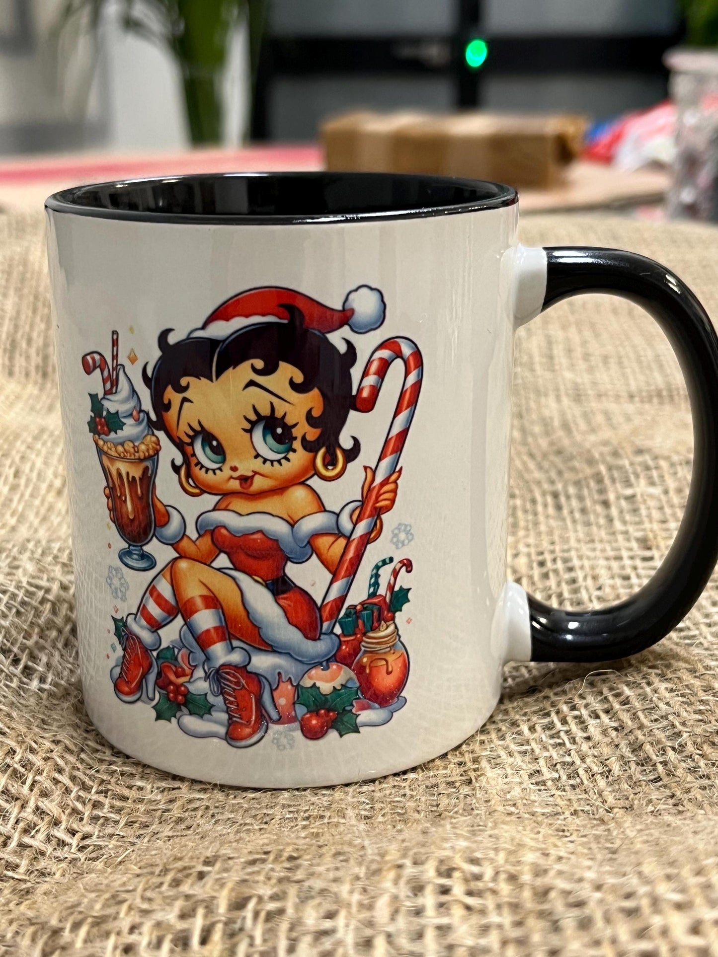 Tazza in ceramica -Betty Boop Natalizia