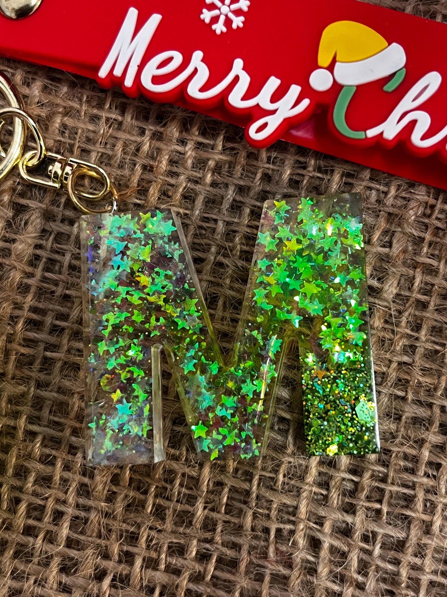 Portachiavi  del Grinch in resina epossidica con lettera dellalfabeto