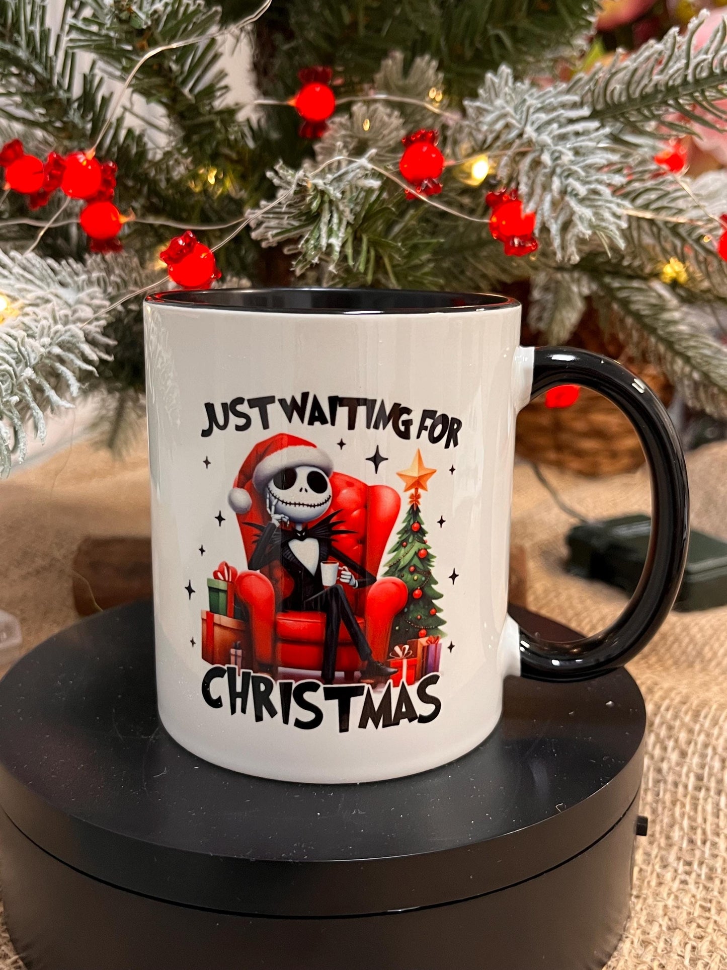 Tazza -Mug in ceramica Nightmare before Christmas-Just Waiting for Christmas